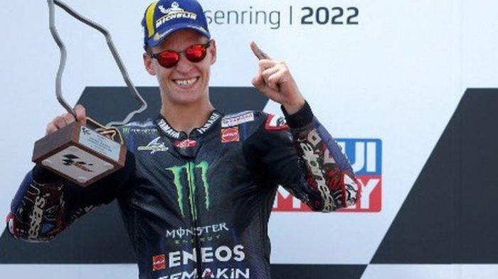 Fabio Quartararo (Monster Energy Yamaha) sukses menjadi pemenang balapan MotoGP Jerman 2022 yang dihelat di Sirkuit Sachsenring, Minggu (19/6/2022) malam WIB.