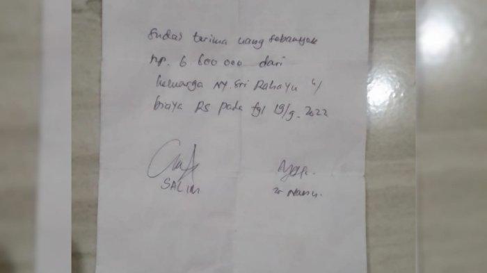 Bukti pembayaran biaya perawatan di RSUD dr. Haulussy Ambon