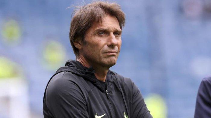 Antonio Conte pelatih Tottenham Hostpur