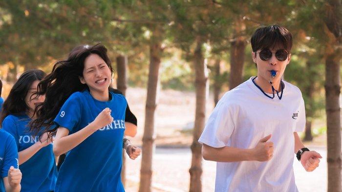 Han Ji-Hyun dan Bae In-Hyuk di drama Korea Cheer Up