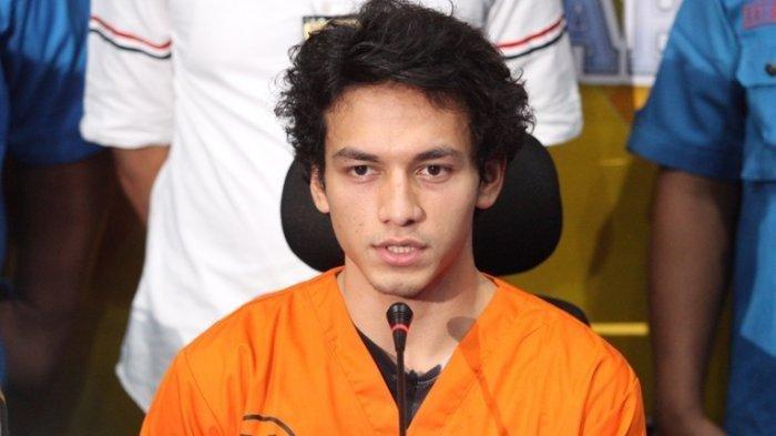 Jefri Nichol lagi-lagi mengajak hatters berantem usai saling memaki di medsos twitter