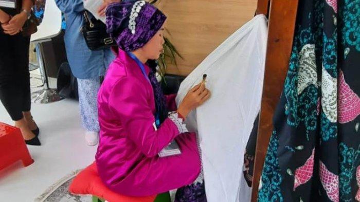 Pada Juni 2022 Kelompok Batik Serumpun Berlian diundang untuk mengikuti Pameran Internasional Alger atau Foire Internationale D’alger