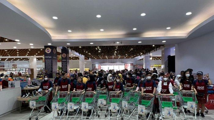 PT Bank Rakyat Indonesia (Persero) Tbk kembali menghadirkan kemeriahan event Shop for Free namun dengan skala yang lebih besar