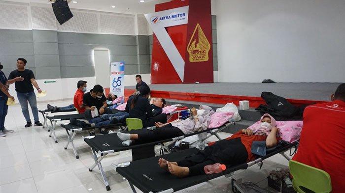 Dalam Rangka HUT Astra Motor ke 52, Astra Motor Jateng Adakan Kegiatan Donor Darah