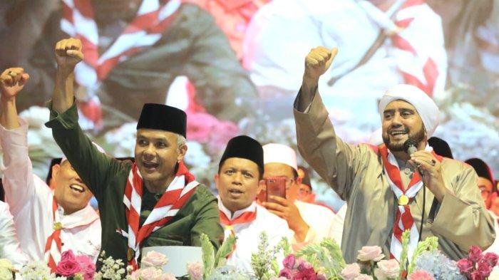 Ganjar usai menghadiri acara Pramuka Jateng Berselawat di halaman Pendopo Kabupaten Tegal, Selasa (30/8/2022) malam.