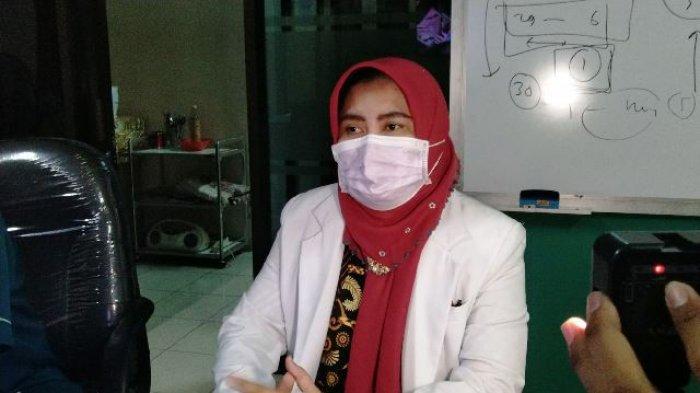 Konsultan ICU RSUD dr Loekmono Hadi Kudus, dr Listiyana merilis kondisi terakhir pelaku kritis di RSUD dr Loekmono Hadi, Sabtu (16/4/2022).