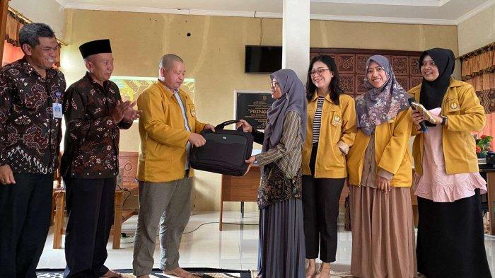 Mahasiswa MM UNSOED Gelar Workshop Manajemen Sdm Dan Digital Marketing Untuk Umkm Batik Pringmas
