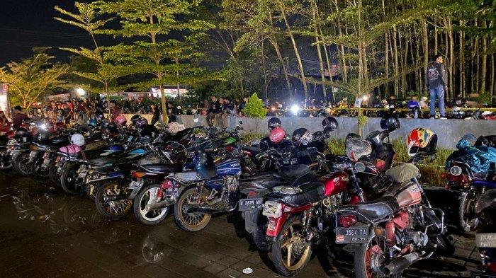 Meriah! 5.000 Bikers Honda GL Pro Adakan Satu Dekade Anniversary di Pekalongan