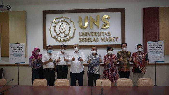 PT PLN (Persero) melakukan penandatanganan Memorandum of Understanding (MoU) bersama Universitas Negeri Sebelas Maret (UNS).