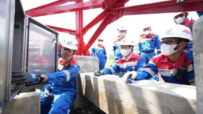 Pemasangan fasilitas penangkal petir ini ditempatkan di seluruh area tank farm dan diresmikan penggunaannya pada Senin (12/9/2022).