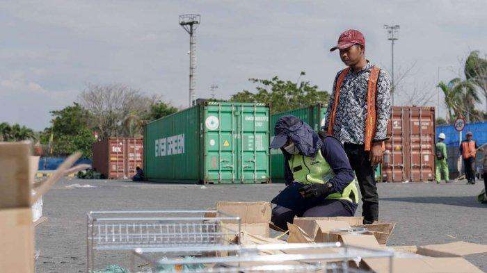 Pemeriksaan Fisik Barang Impor di TPKS