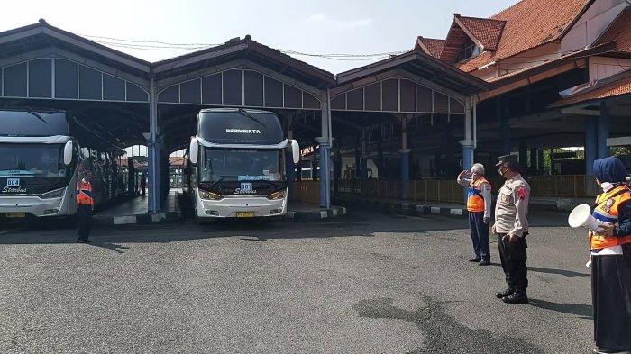 Pemudik Gratis dari Terminal Pekalongan Bertolak ke Jakarta menggunakan bus dalam program mudik gratis