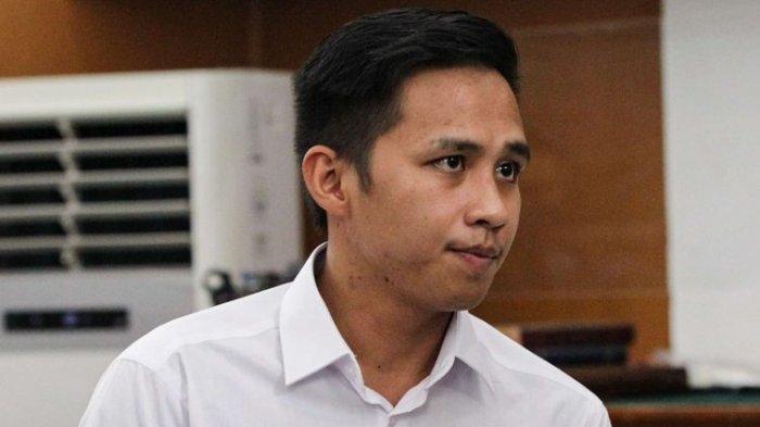 Terdakwa pembunuhan berencana terhadap Nofriansyah Yosua Hutabarat atau Brigadir J, Richard Eliezer menjalani sidang pembacaan dakwaan di Pengadilan Negeri Jakarta Selatan, Selasa (18/10/2022).