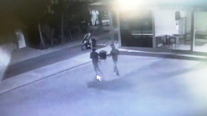 Aksi pencurian kotak amal di Desa Tangkisan, Sukoharjo terekam CCTV