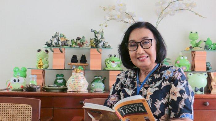 Book Lover - Probowatie Tjondronegoro