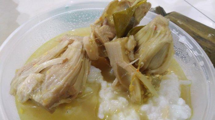 Bubur Lodeh, menu khas tradisi buka puasa di Masjid Agung Kendal.