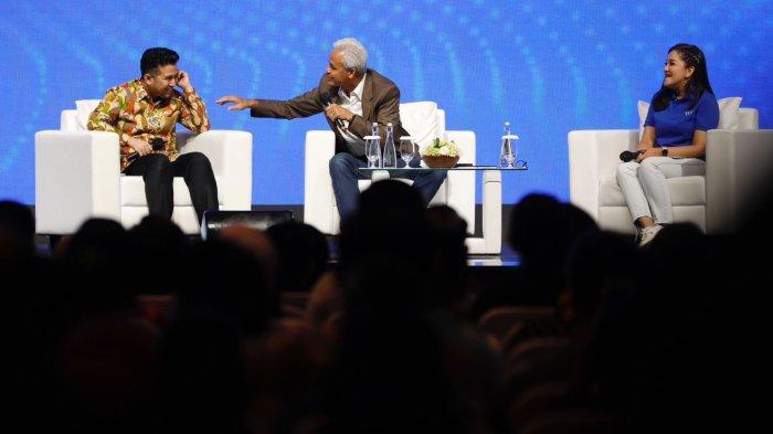 Gubernur Jawa Tengah Ganjar Pranowo optimis di masa Emas 2045 nanti Indonesia punya sumber daya manusia berkarakter kuat dan inovatif. Hal itu Ia lihat dari semangat anak-anak muda di Ritz Carlton Hotel, SCBD, Jakarta Selatan, Rabu (30/11/2022).