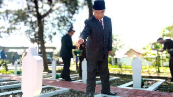 Peringatan hari pahlawan di Wonosobo Bupati bersama Forkopimda Kabupaten Wonosobo melakukan ziarah di TMP Wirapati, Kamis (10/11/2022).