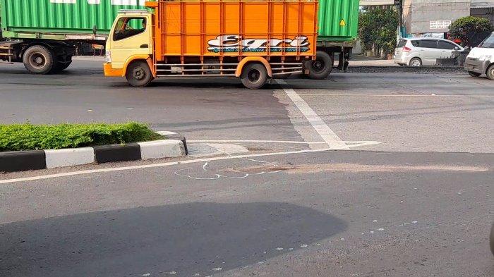 Lokasi kecelakaan yang menewaskan seorang guru di Jalan Siliwangi Depan Pasar Jrakah Ngaliyan, Jumat (2/11/2022) siang.