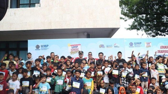 Kampus Universitas Muhammadiyah Purwokerto (UMP) saat menggelar kompetisi permainan latto-latto yang tengah viral, Minggu (15/1/2023).