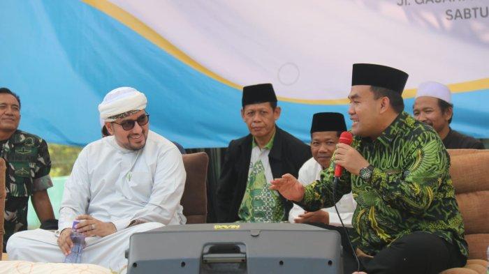 Bupati Blora Arief Rohman saat membuka Rumah Sakit Ibu dan Anak Nahdlatul Ulama (RSIA NU) Cakra Medika yang terletak di Jl. Gajahmada No 11 Turibang, Cepu, Kab. Blora kini secara resmi telah mulai beroperasi.