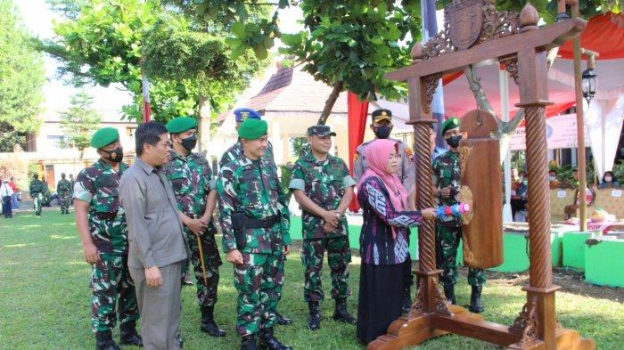 Penandatanganan naskah serah terima yang dilaksanakan oleh Kasdim 0714/Salatiga dan Sekda Kota Salatiga, Selasa (26/7/2022).