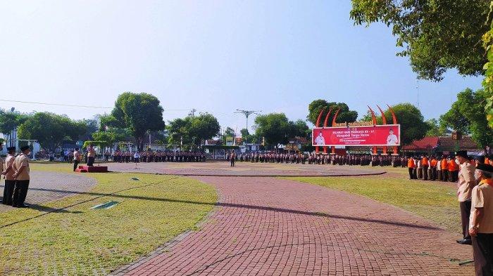 Upacara peringatan hari Pramuka ke-61 di Alun-alun Sasono Langen Putro Sragen, Senin (15/8/2022).
