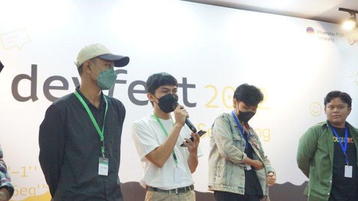 Program studi informatika Universitas PGRI Semarang (UPGRIS) kali keduanya gelar Developer Student Club Festival (DevFest) 2022 di Lantai 7 Gedung Pusat Jalan Sidodadi Timur Nomor 23 Karangtempel, Semarang Tengah, Kota Semarang pada Sabtu (3/12/2022).