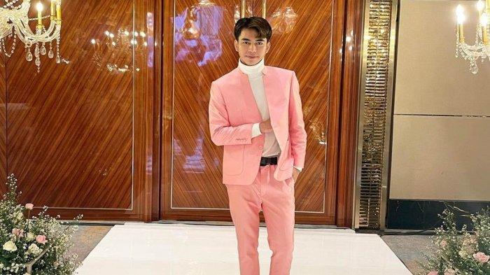 Dimas Ahmad gercep mengunggah foto bak menyangkal resign dari RANS Entertainment.