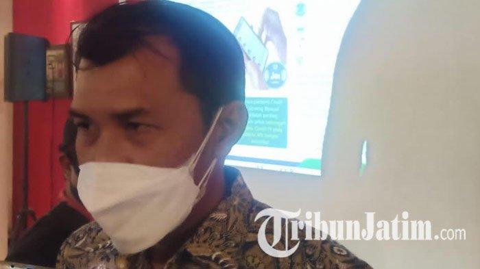 Kepala Bidang Penjaminan Manfaat Primer (PMP) - BPJS Kesehatan Surabaya, Eka Wahyudi saat ditemui awak media usai acara Sosialisasi Skrining Kesehatan di Boncafe Tegalsari Surabaya, Rabu (29/6/2022).