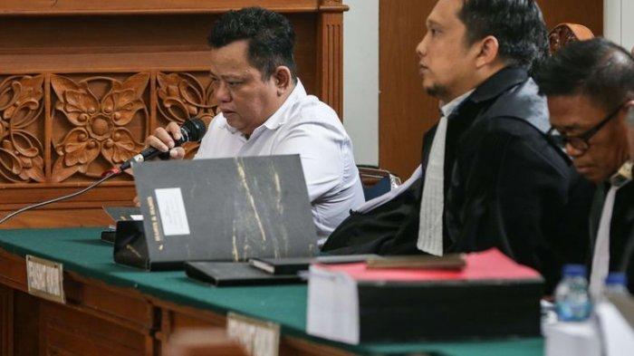 Terdakwa kasus pembunuhan berencana terhadap Nofriansyah Yosua Hutabarat atau Brigadir J, Kuat Ma'ruf minta maaf pada orangtua rigadir J saat menjalani di Pengadilan Negeri Jakarta Selatan, Rabu (2/11/2022). Sebanyak 12 orang saksi termasuk orangtua Brigadir J dihadirkan Jaksa Penuntut Umum (JPU).
