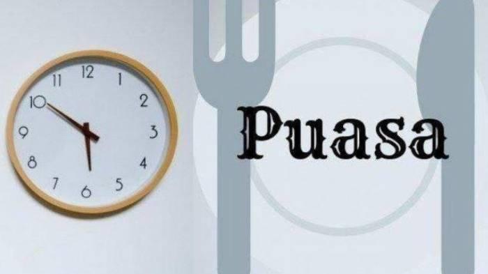 Ilustrasi jadwal Imsak dan buka puasa Rajab 2023 Surabaya.