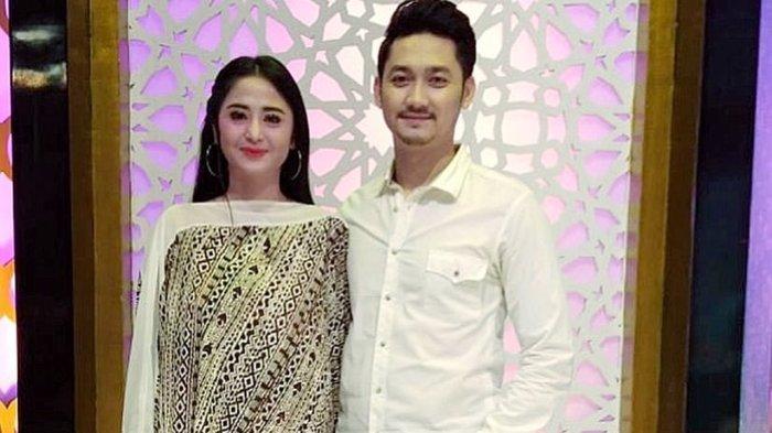 Dewi Perssik mengungkapkan bahwa ia pernah ribut besar dengan sang suami, Angga Wijaya.