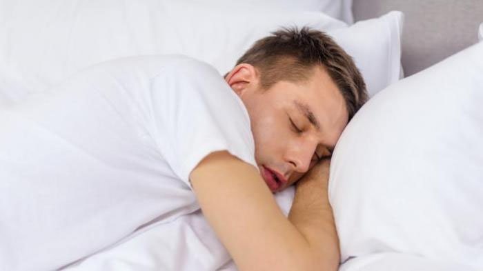Ilustrasi - Manfaat tidur sebelum jam 10 malam.