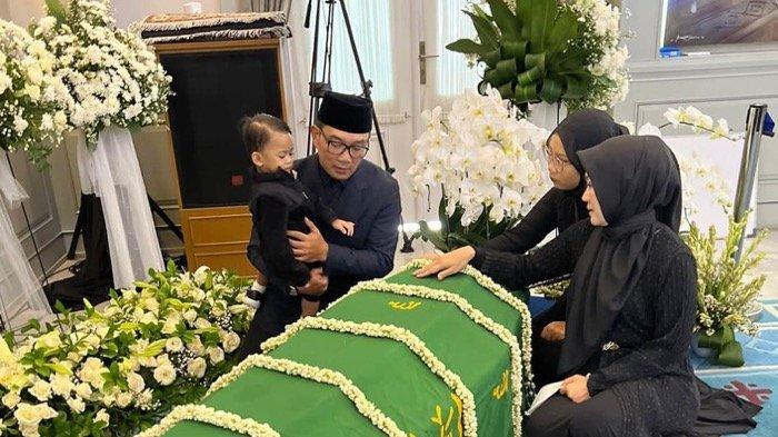 UNGKAPAN Haru Ridwan Kamil dan Atalia ke Eril: Izinkan Kami Memelukmu Lagi Nanti Bila Waktunya Tiba