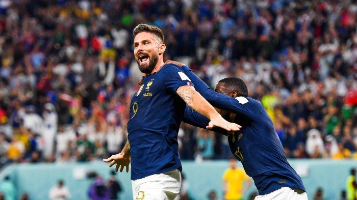 Selebrasi Olivier Giroud setelah mencetak gol ke gawang Australia pada laga pembuka Grup D Piala Dunia 2022 di Al Janoub Stadium, Rabu (23/11/2022).