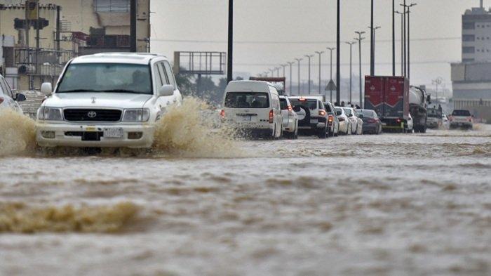 Sejarah 13 Tahun Lalu Terulang, Jeddah Kembali Diterjang Banjir Besar