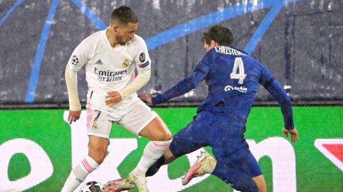 Andreas Christensen dan Eden Hazard di leg pertama semifinal Liga Champions Real Madrid vs Chelsea di stadion Alfredo di Stefano di Valdebebas, di pinggiran Madrid, pada 27 April , 2021.