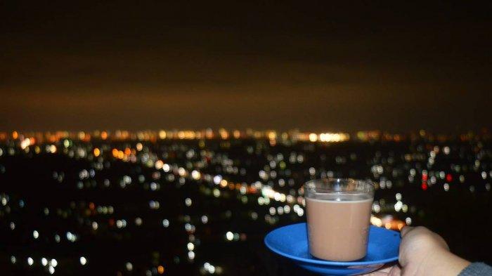 Destinasi Wisata Bukit Bintang, Menikmati Malam dari Ketinggian