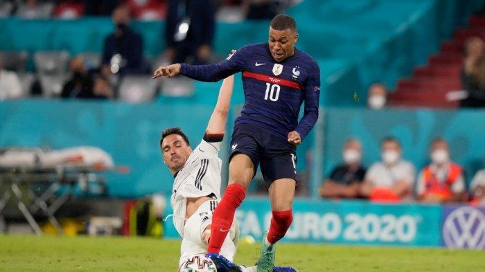 Mats Hummels vs Kylian Mbappe di EURO 2020 Prancis vs Jerman di Allianz Arena di Munich pada 15 Juni 2021.