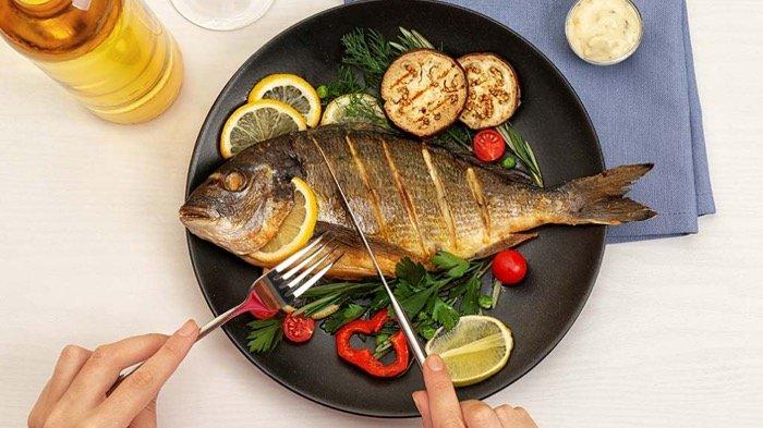 Mimpi memakan ikan