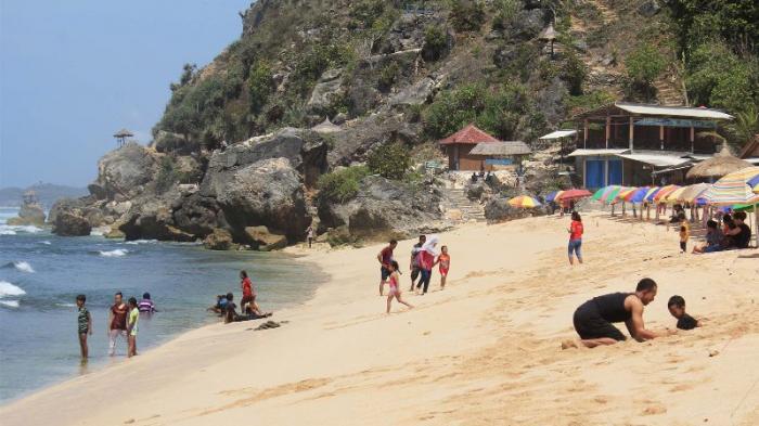 Pantai Pok Tunggal1