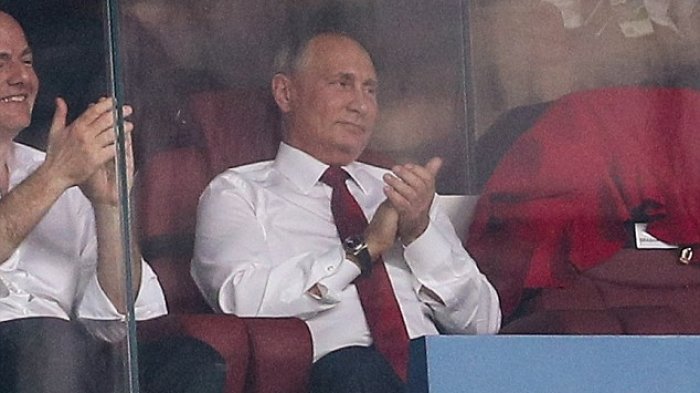 Presiden Vladimir Putin Saat Menyaksikan Laga Final Piala Dunia 2018 secara langsung
