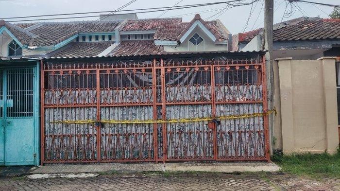 Rumah yang menjadi tempat satu keluarga tewas di Kalideres Jakarta