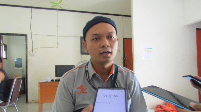 Kepala Kantor Pos Cabang Pembantu Kabupaten Malinau, Rif'at Ari Azhar saat diwawancarai di Kantor Pos Cabang Malinau, Provinsi Kalimantan Utara, Rabu (7/12/2022).
(TRIBUNKALTARA.COM / MOHAMMAD SUPRI)