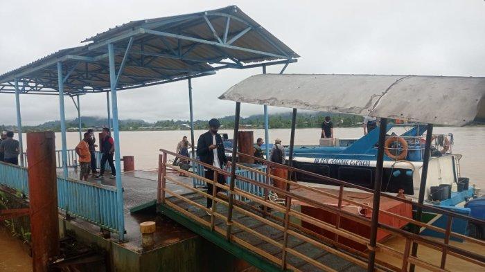 Satu Unit Speedboat dijadwalkan berangkat siang ini di Pelabuhan speedboat Malinau Kota, Kabupaten Malinau, Provinsi Kalimantan Utara, beberapa hari lalu.