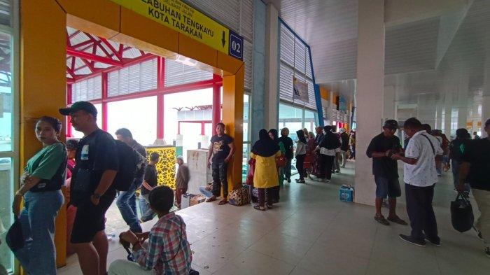 Aktivitas keberangkatan penumpang pagi ini dari Pelabuhan Tengkayu 1 Tarakan.