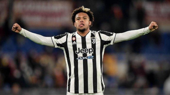 Bek Juventus Weston McKennie - Pemain asal Amerika Serikat itu akan dilego pada bursa transfer musim dingin. Di sisi lain raksasa Liga Italia ini akan mendatangkan pemain baru penerus Juan Cuadrado.