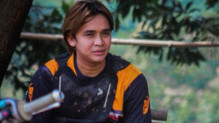 Aktor Billy Syahputra