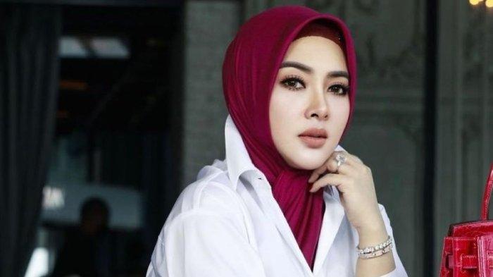 Potret Syahrini, istri Reino Barack (Instagram/ @princessyahrini)